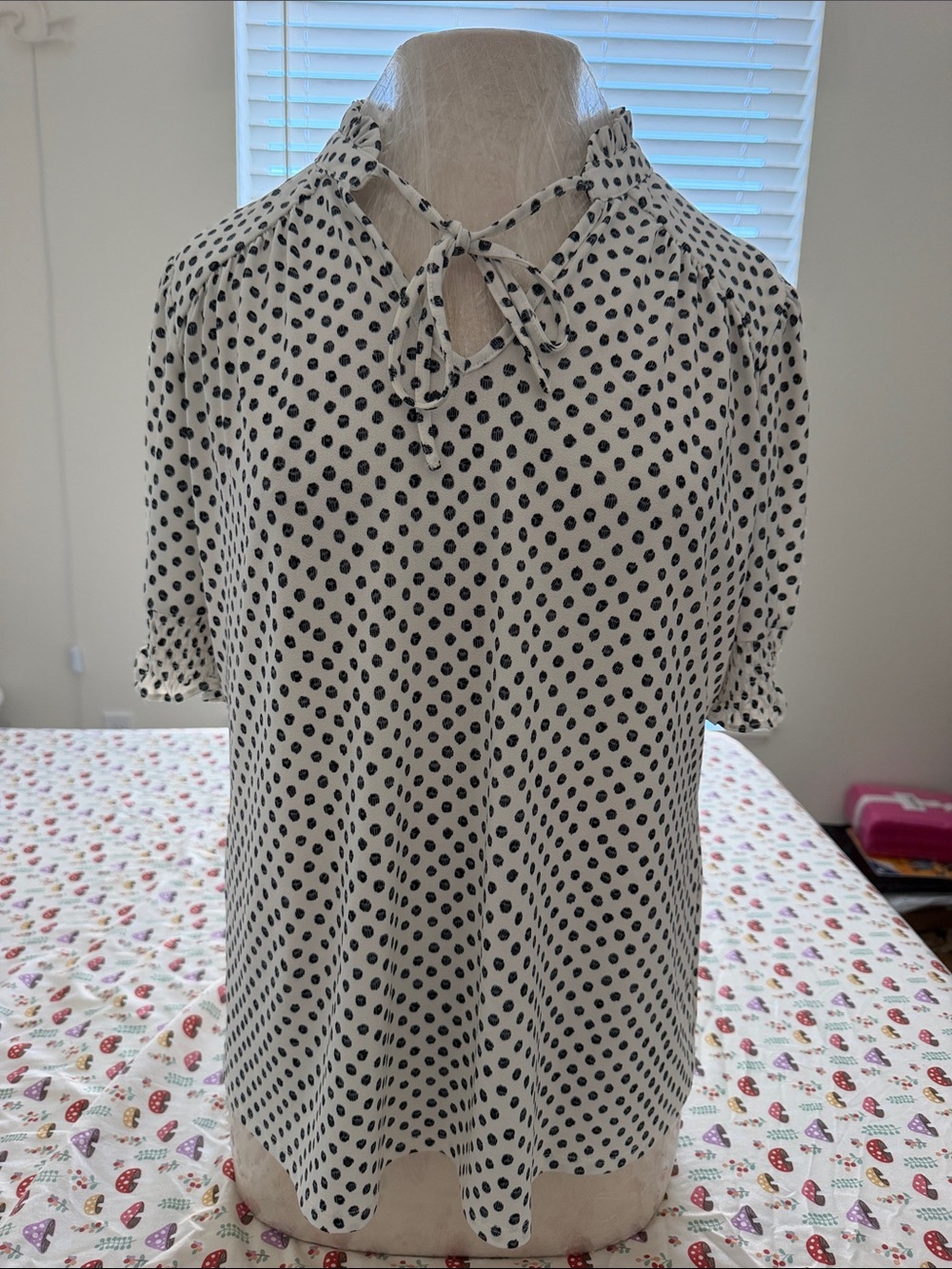 Adrianna Papell White Blouse with Black Polka Dots and Tie Neck.NEW WITHOUT TAGS
